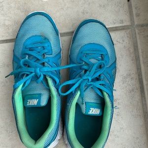 Women size 6.5 good in condition